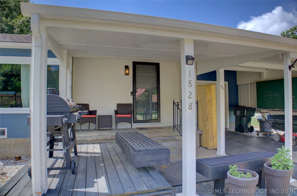 1828 E 10th Street Okmulgee, OK 74447