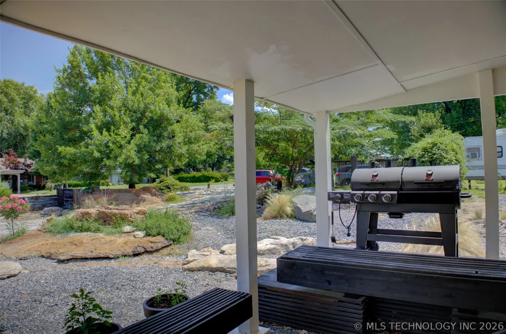 1828 E 10th Street Okmulgee, OK 74447