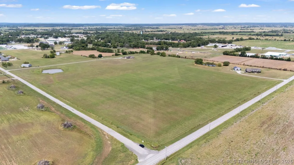 3 435 ROAD Adair, OK 74330