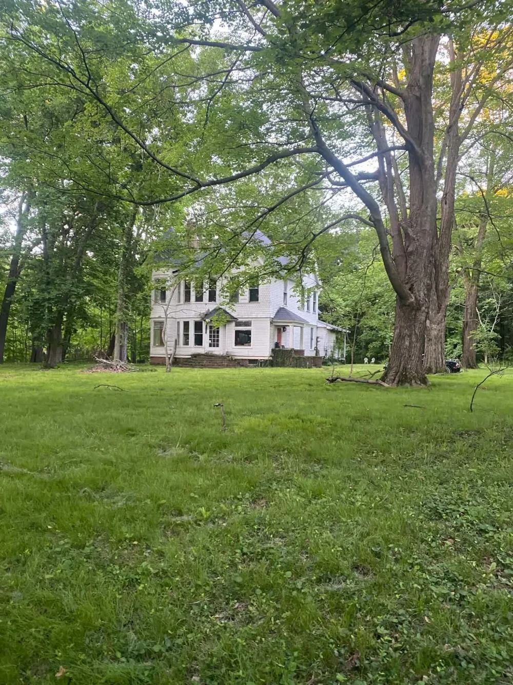 1297 Colfax Avenue Benton Harbor, MI 49022