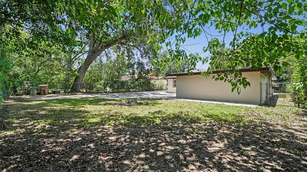 1109 NW 14TH AVENUE ocala, FL 34475