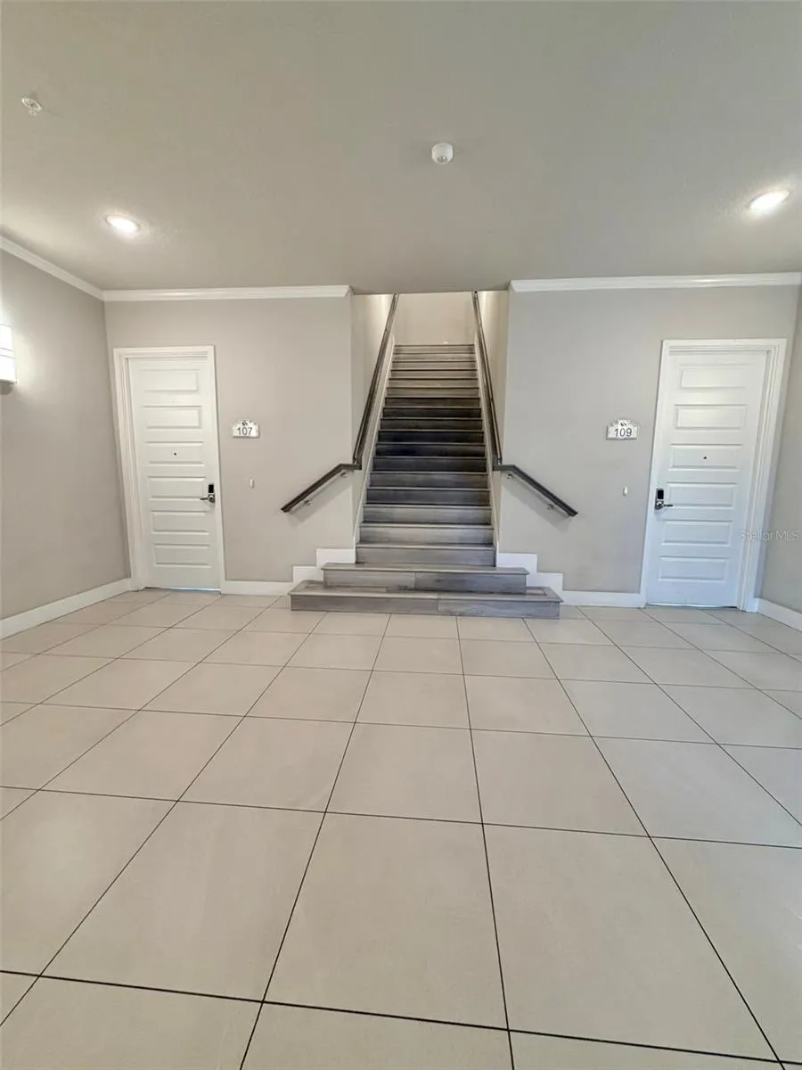 7770 SANDY RIDGE DRIVE #207 Reunion, FL 34747