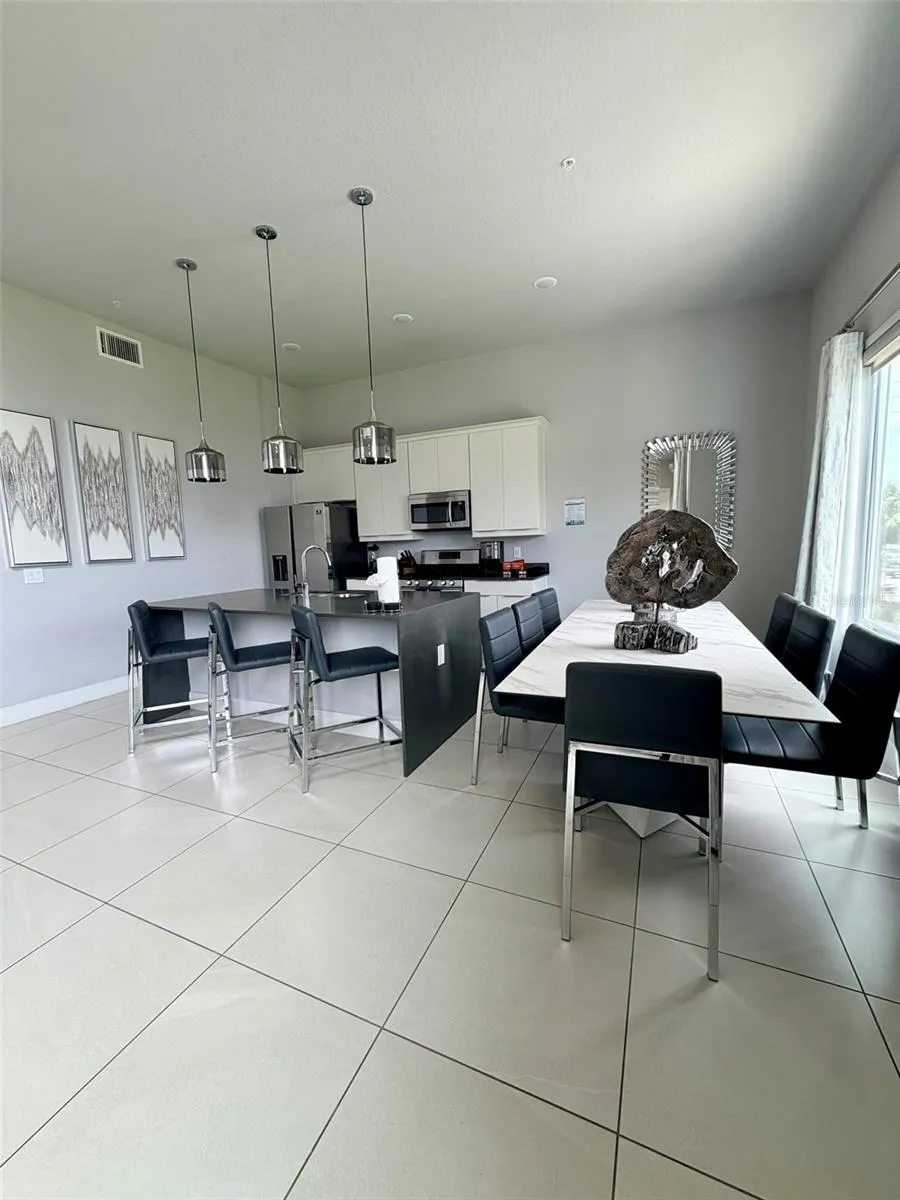 7770 SANDY RIDGE DRIVE #207 Reunion, FL 34747
