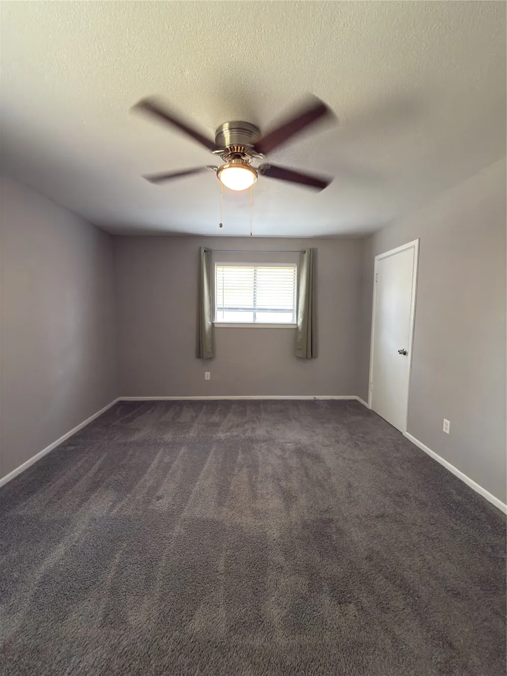900 Prestwick Street Bedford, TX 76022