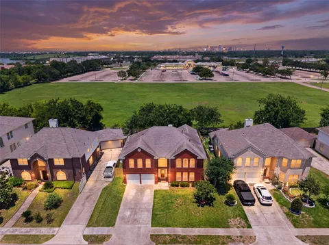 13910 Sunset View Drive