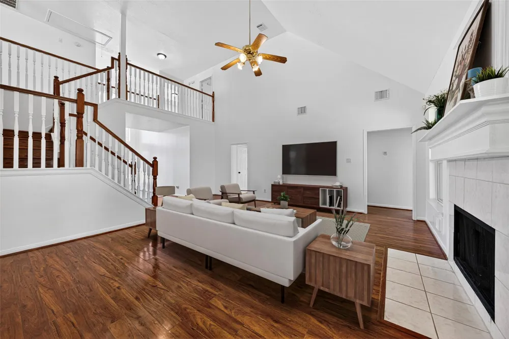 13910 Sunset View Drive Houston, TX 77083