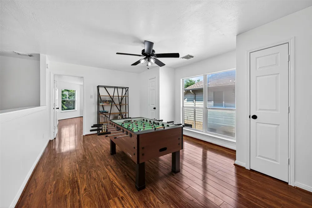 13910 Sunset View Drive Houston, TX 77083