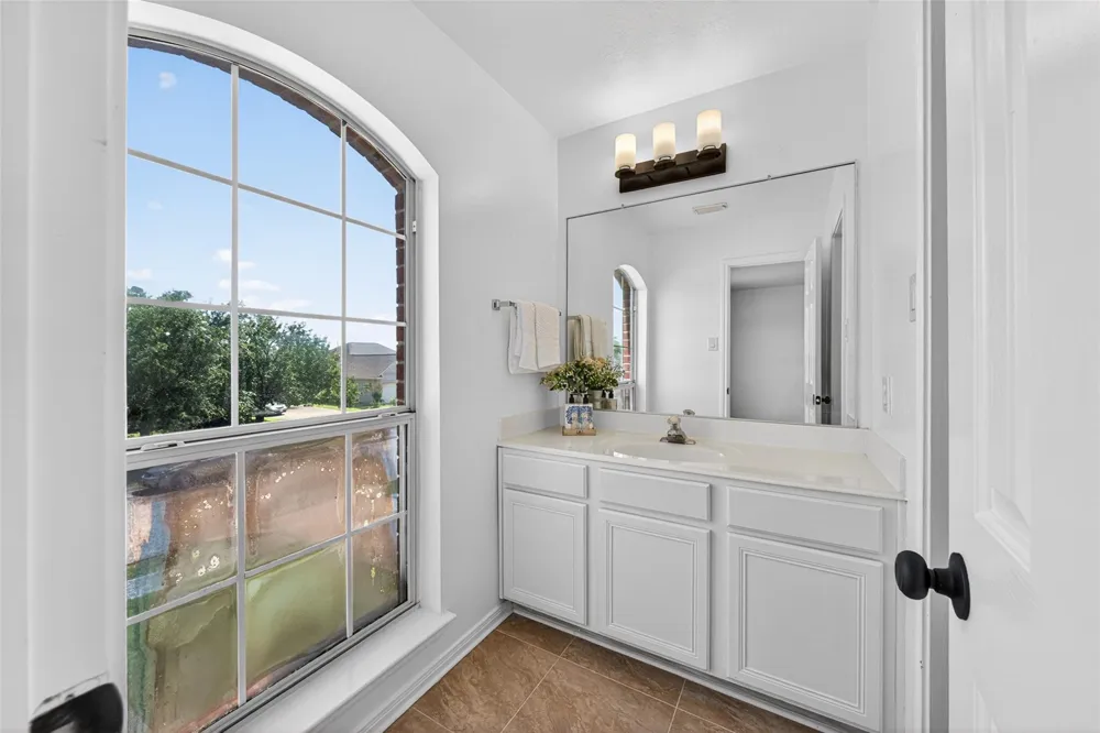 13910 Sunset View Drive Houston, TX 77083