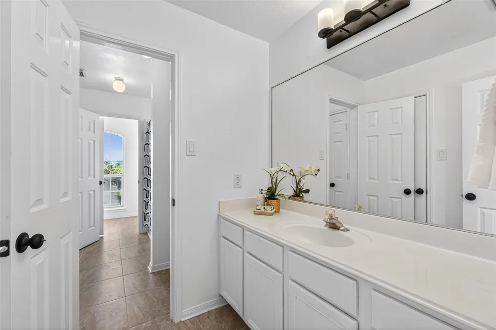 13910 Sunset View Drive Houston, TX 77083
