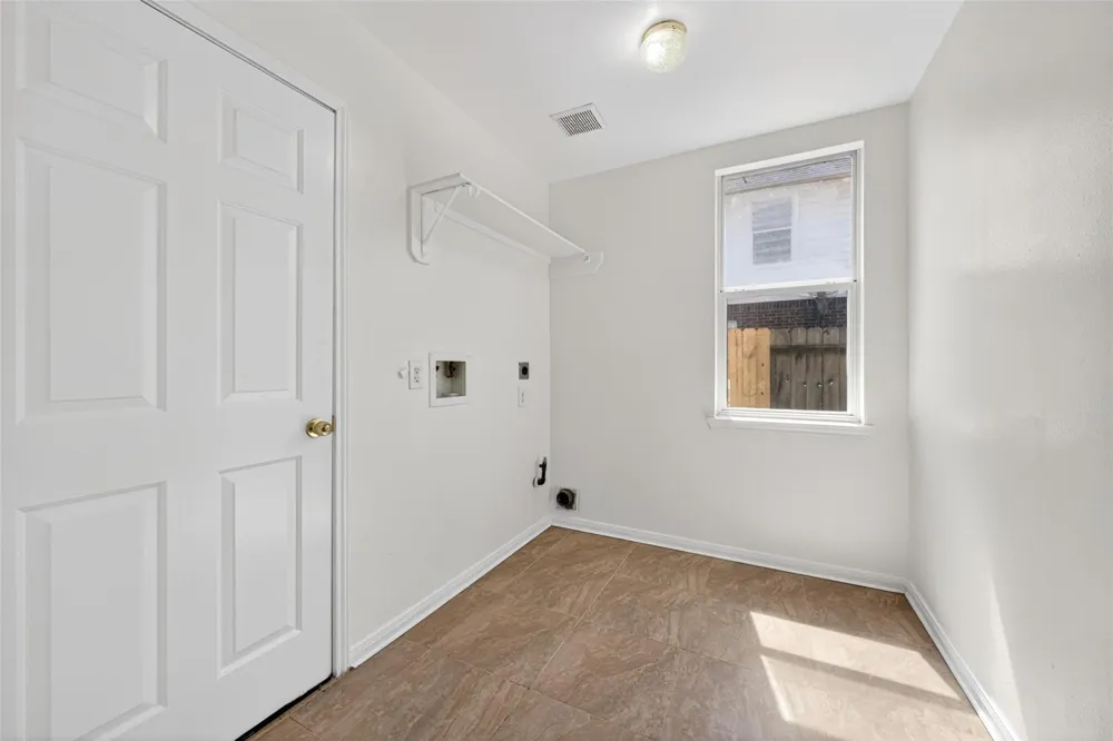 13910 Sunset View Drive Houston, TX 77083