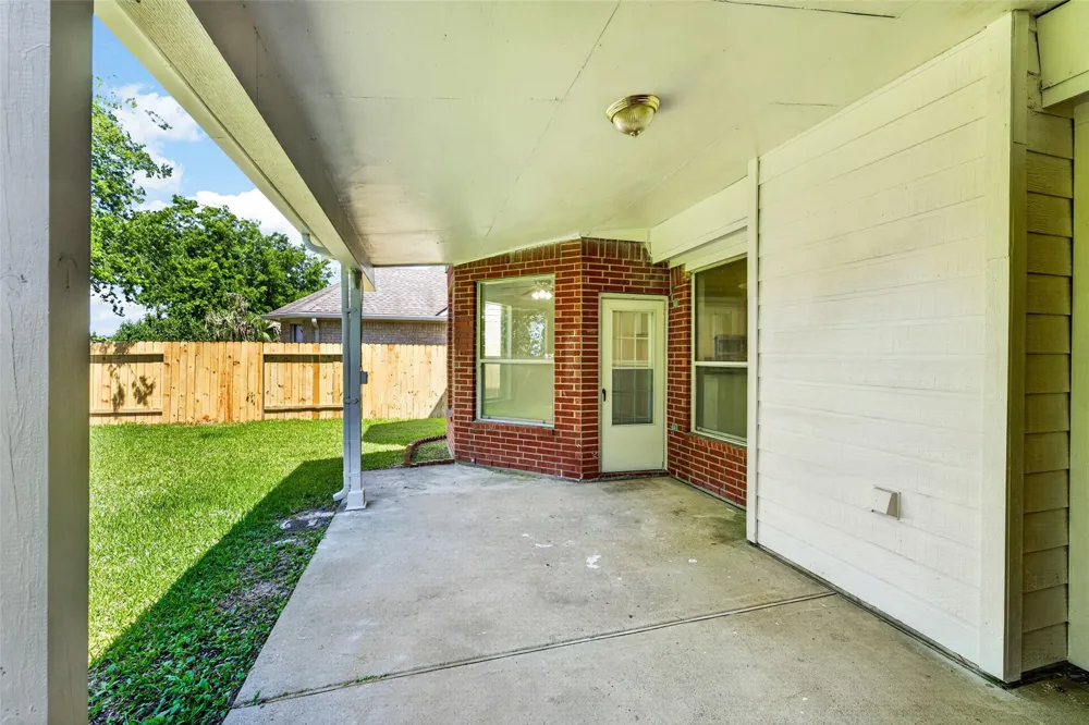 13910 Sunset View Drive Houston, TX 77083