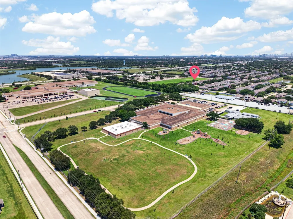 13910 Sunset View Drive Houston, TX 77083