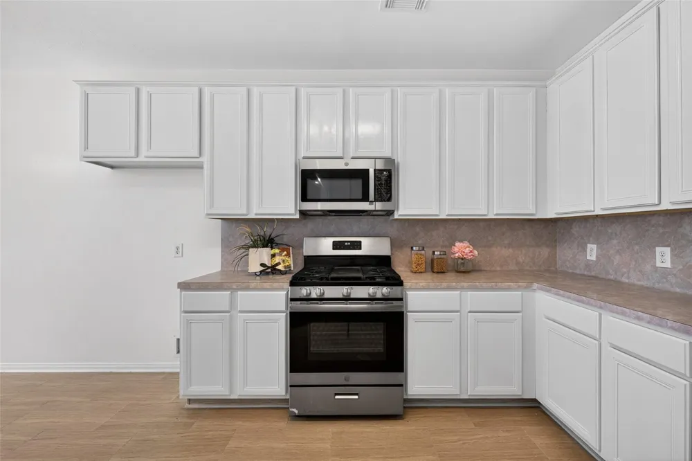 13910 Sunset View Drive Houston, TX 77083