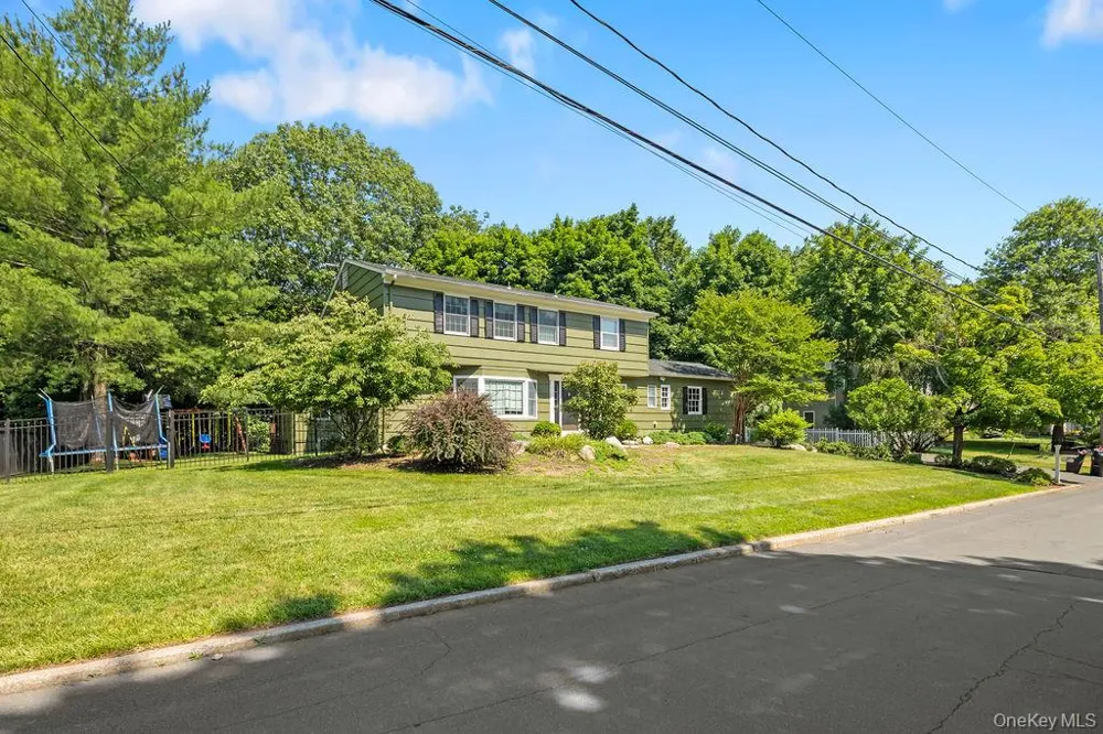 21 Ardsley Drive New City, NY 10956