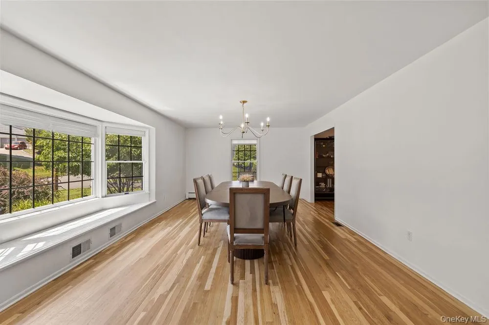 21 Ardsley Drive New City, NY 10956