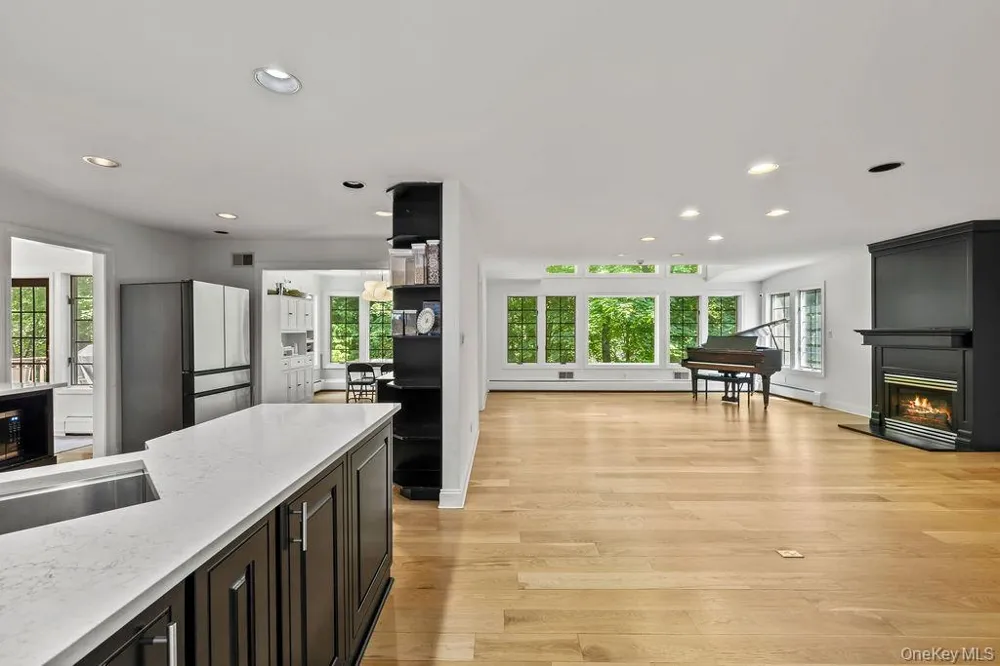 21 Ardsley Drive New City, NY 10956