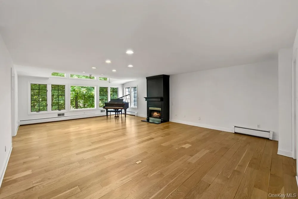21 Ardsley Drive New City, NY 10956