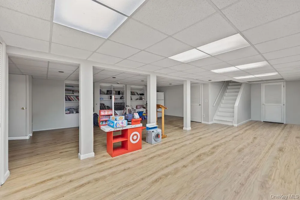 21 Ardsley Drive New City, NY 10956