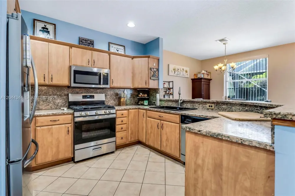 126 Spruce St Boynton Beach, FL 33426