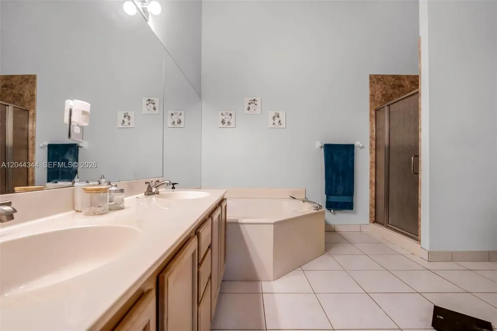 126 Spruce St Boynton Beach, FL 33426