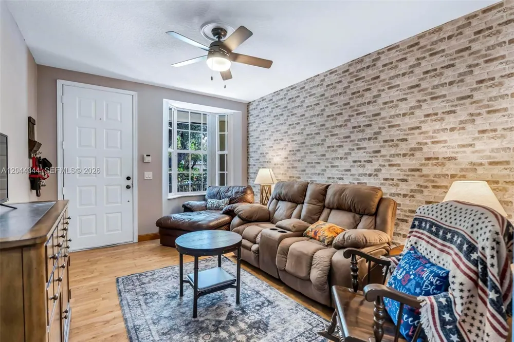 126 Spruce St Boynton Beach, FL 33426