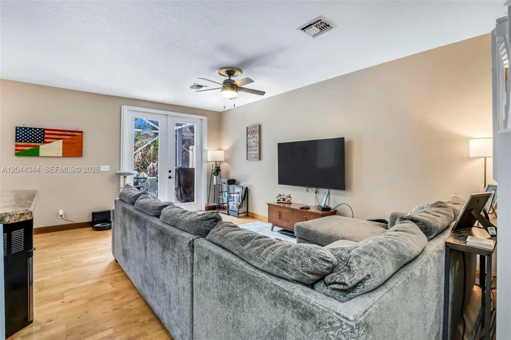 126 Spruce St Boynton Beach, FL 33426