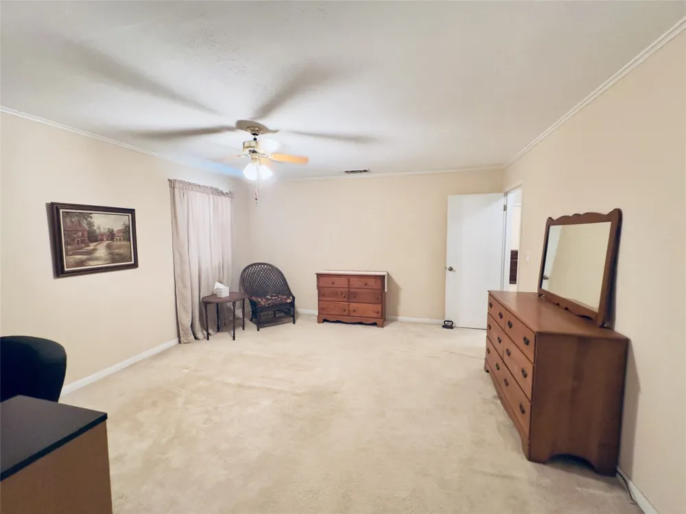230 Scenic Loop Hawkins, TX 75765