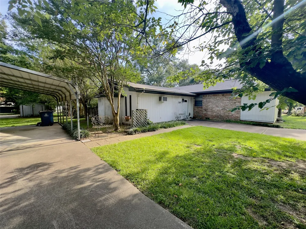 230 Scenic Loop Hawkins, TX 75765