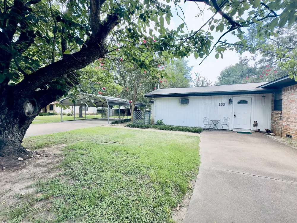 230 Scenic Loop Hawkins, TX 75765