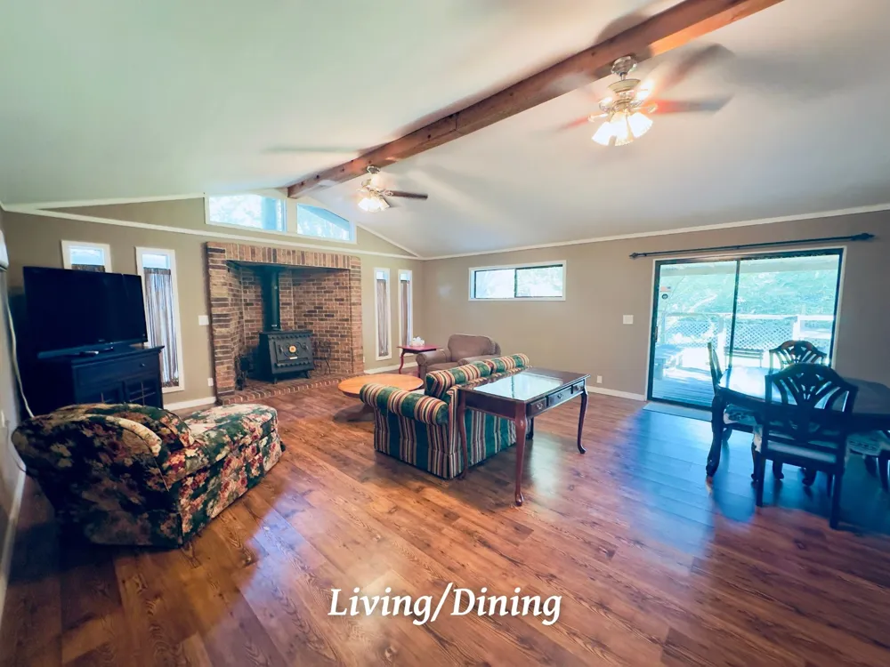 230 Scenic Loop Hawkins, TX 75765