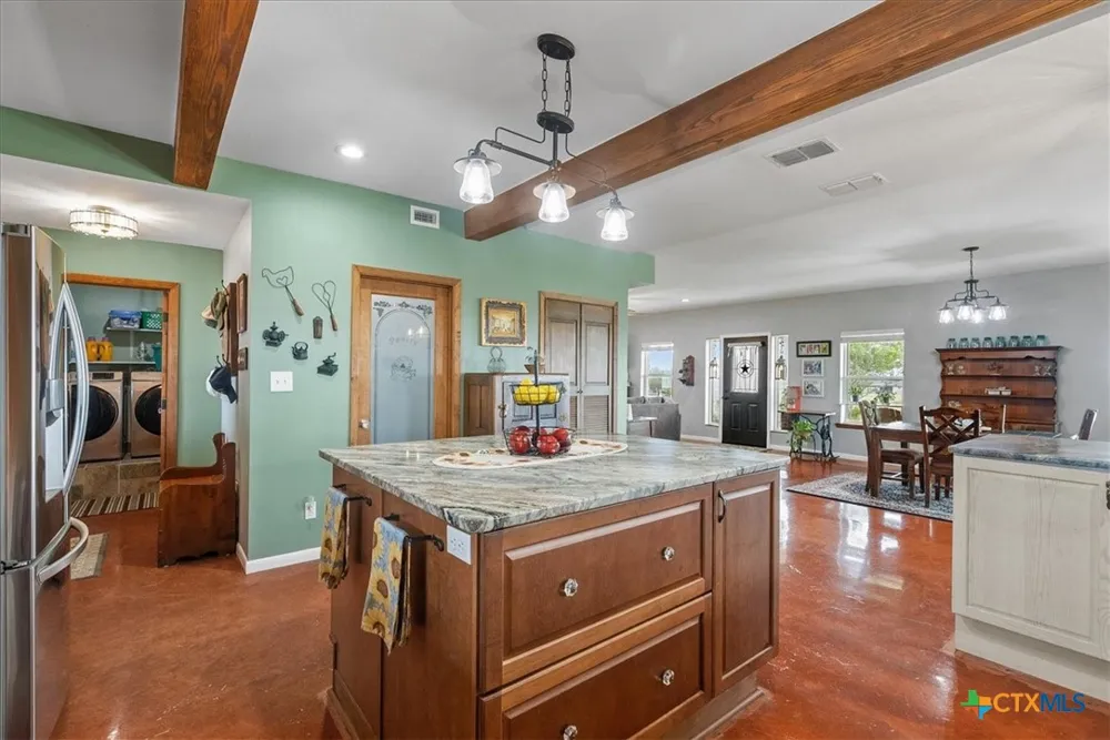 623 NAKISHWANA CIRCLE Sandia, TX 78383