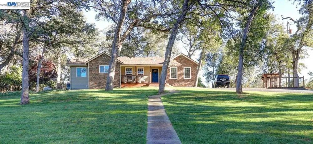 19650 Russell Cottonwood, CA 96022
