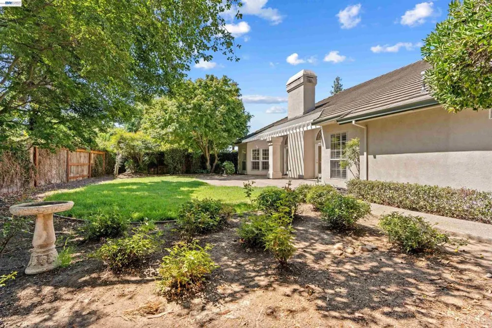 4713 Longcove Dr Stockton, CA 95219