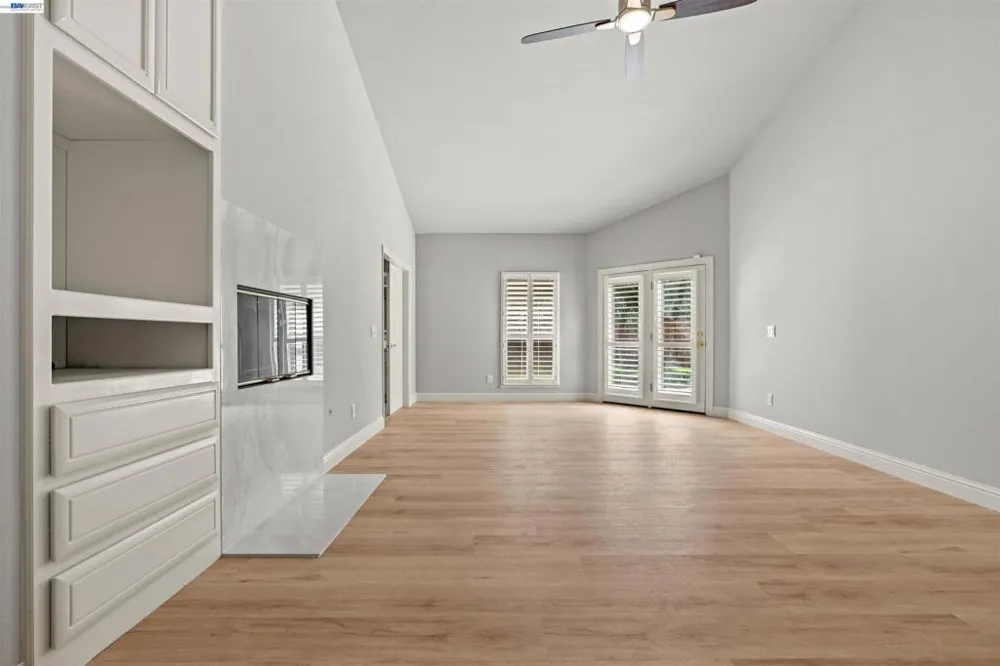 4713 Longcove Dr Stockton, CA 95219