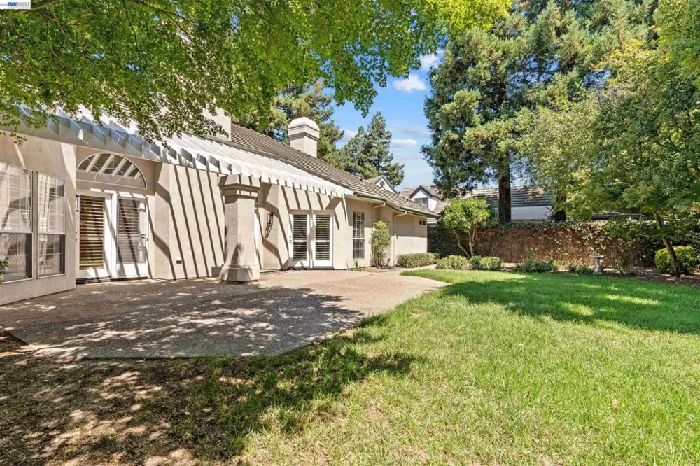 4713 Longcove Dr Stockton, CA 95219
