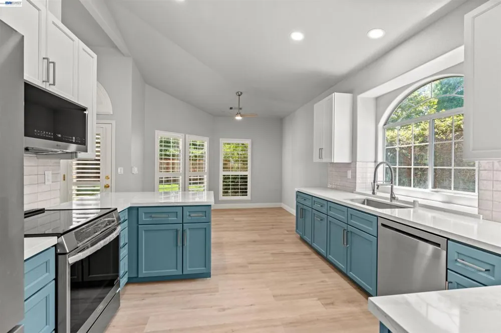 4713 Longcove Dr Stockton, CA 95219