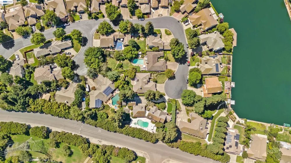 4713 Longcove Dr Stockton, CA 95219