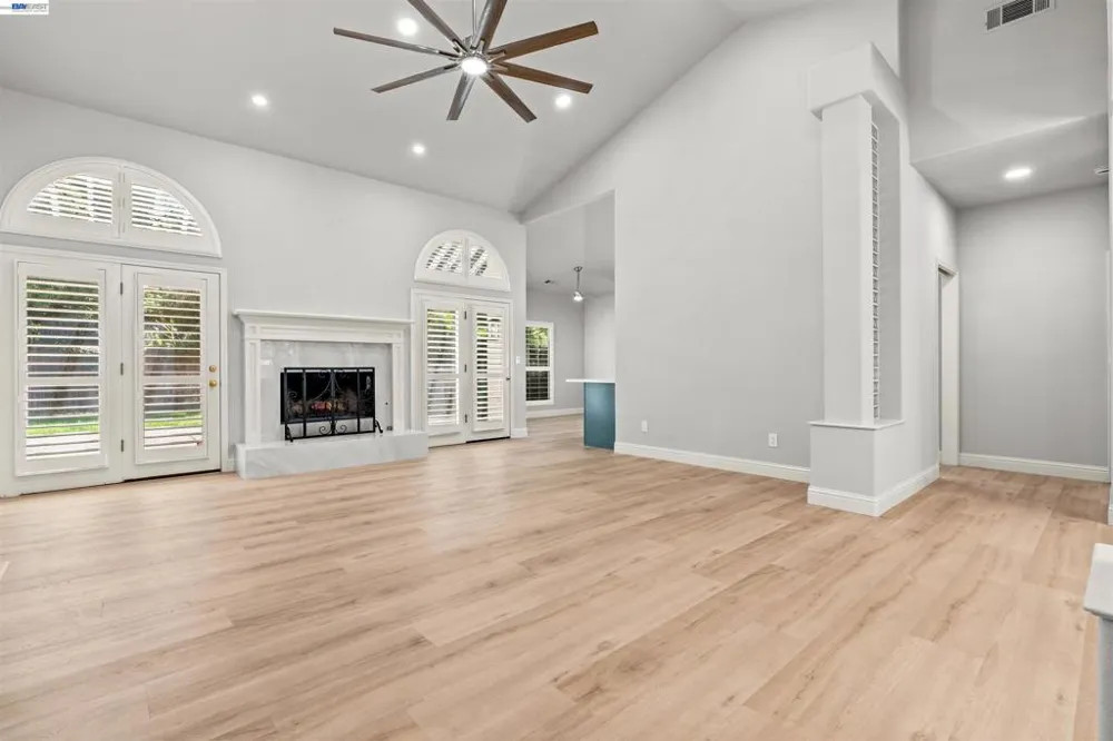 4713 Longcove Dr Stockton, CA 95219