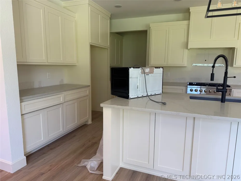 308 W Lauren Street Kiefer, OK 74041