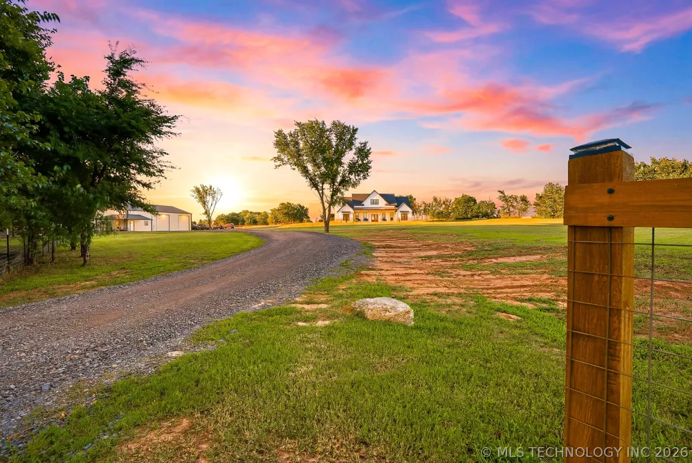 8710 County Road 1540 Ada, OK 74820