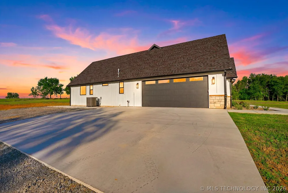 8710 County Road 1540 Ada, OK 74820