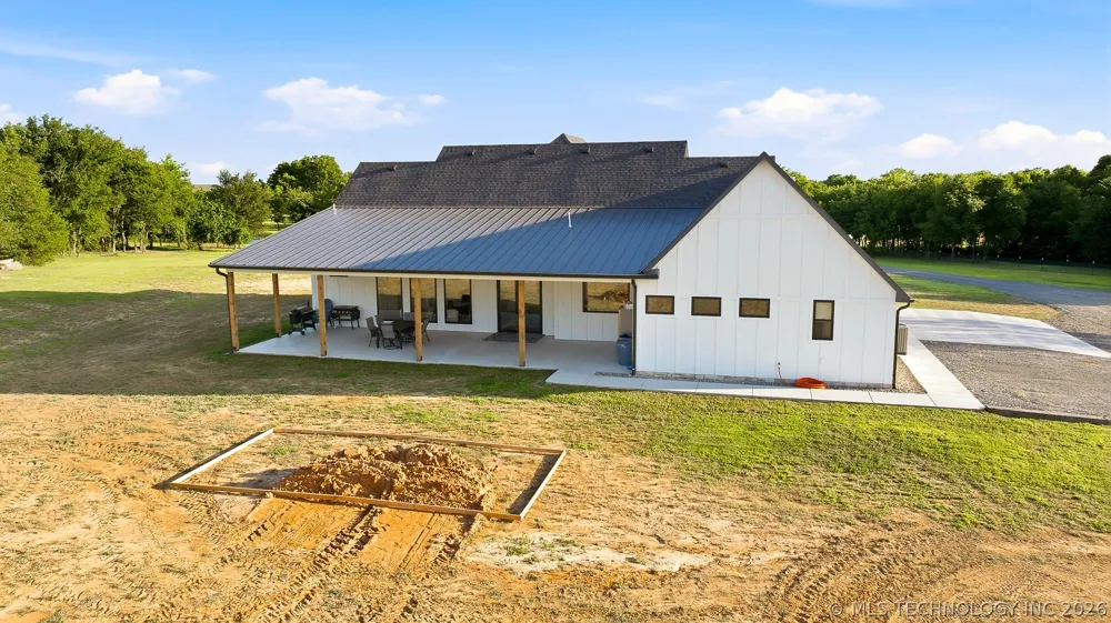8710 County Road 1540 Ada, OK 74820