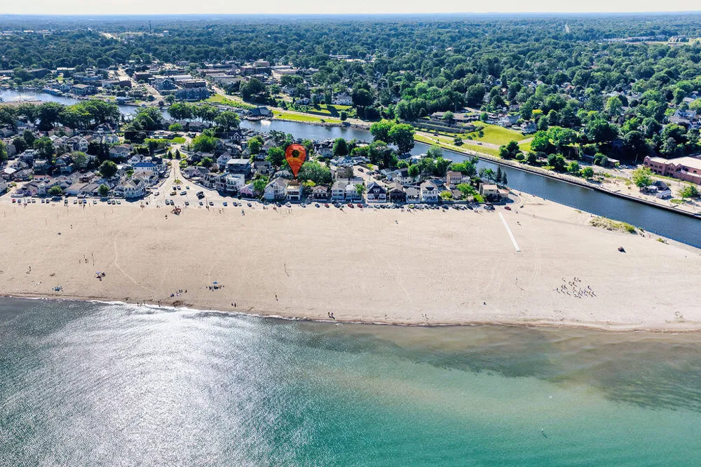 34 Lake Shore Drive South Haven, MI 49090