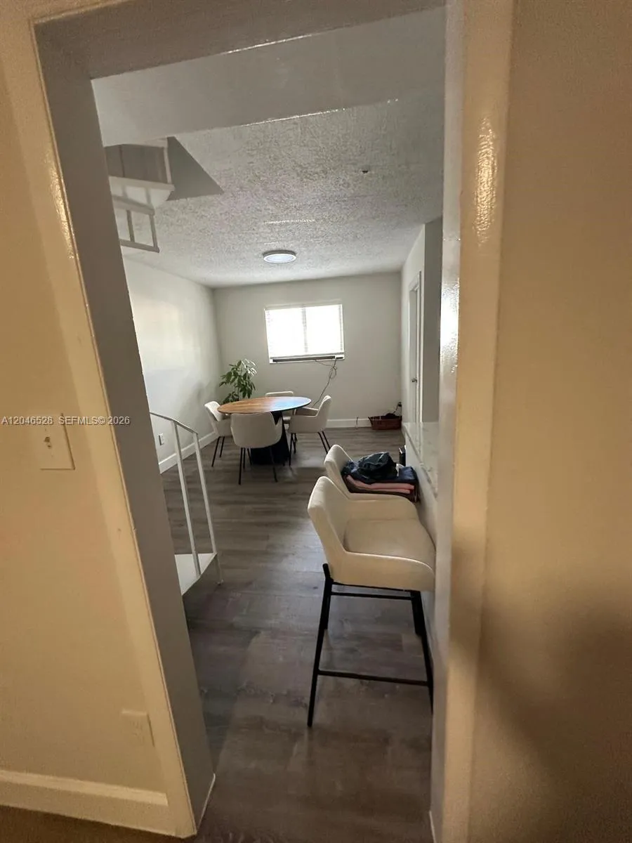 6805 SW 88th St #18 Pinecrest, FL 33156