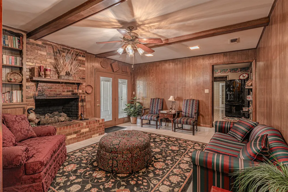 4160 Fm 513 S Lone Oak, TX 75453