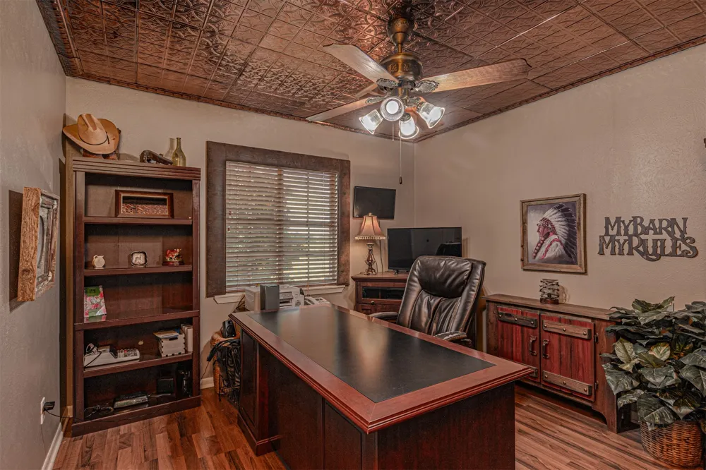 4160 Fm 513 S Lone Oak, TX 75453