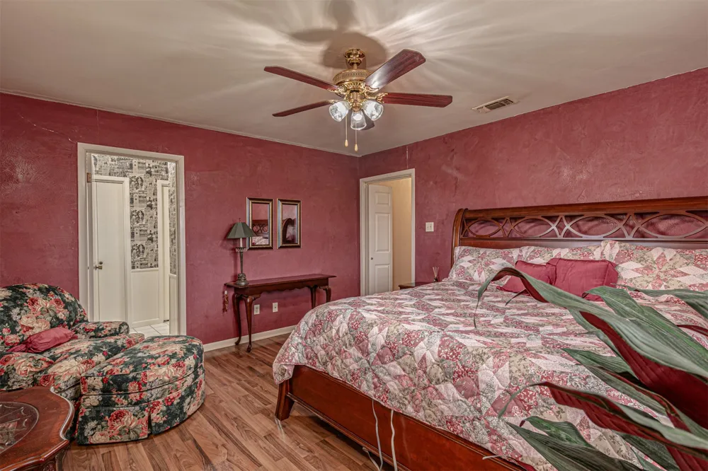 4160 Fm 513 S Lone Oak, TX 75453