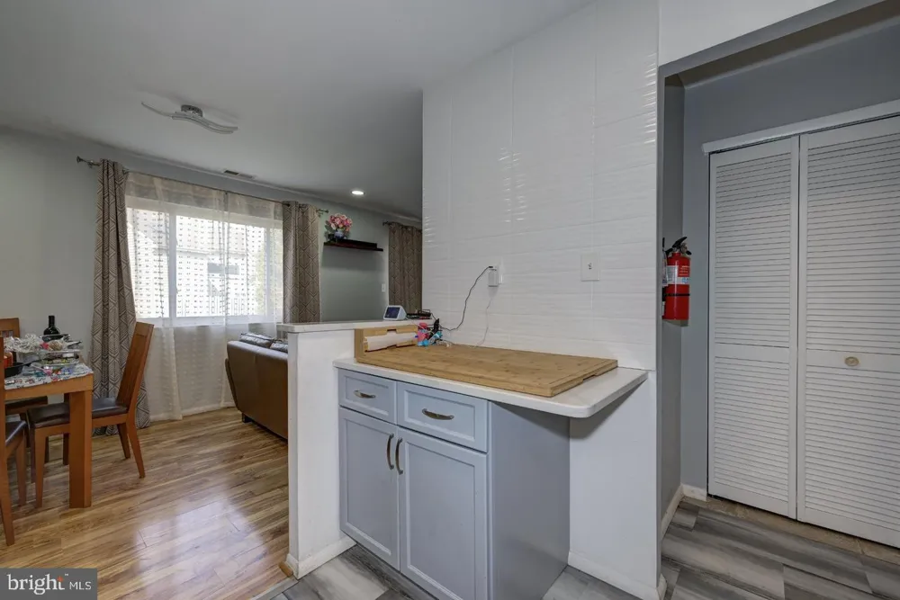 75 SANDRA ROAD Voorhees, NJ 08043