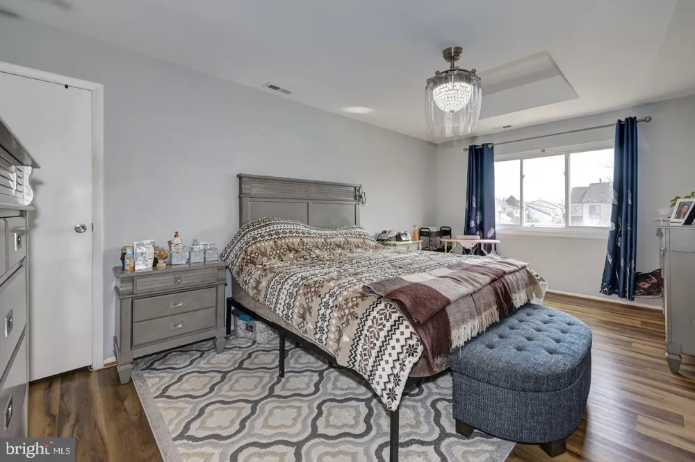 75 SANDRA ROAD Voorhees, NJ 08043