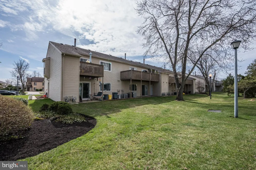 75 SANDRA ROAD Voorhees, NJ 08043